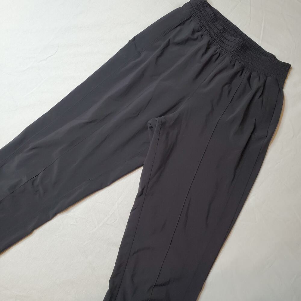 Lululemon Womens Size 4 Wanderer Jogger Black W5CEVS